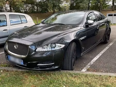 Jaguar XJ V6 3.0 275