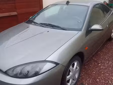 Ford Cougar 2.0 130