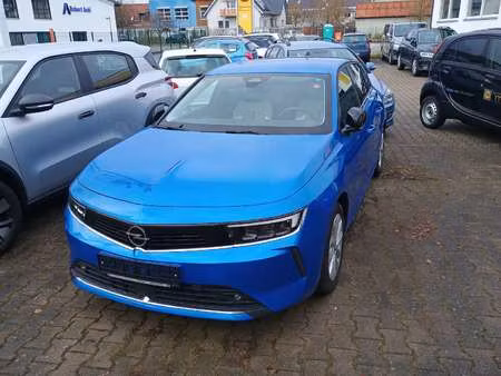 Opel Astra 1.2 131 Elegance