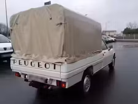 Peugeot 504 Pick-UP 2.3
