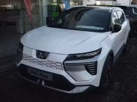 Mitsubishi Eclipse Cross 218 Invite