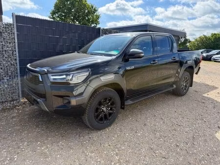 Toyota Hilux Double Cabine 2.7 D-4D 204 Invincible 4x4