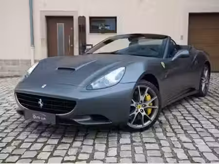Ferrari California V8 4.3 460