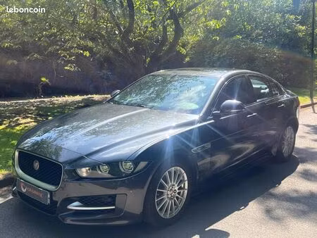 Jaguar XE D165 2.0 163 Pure