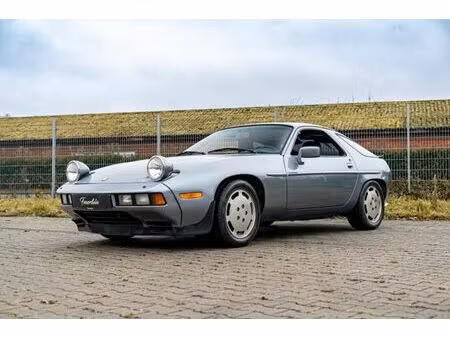 Porsche 928 S V8 4.7