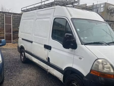 Renault Master 2.5 dCi 100