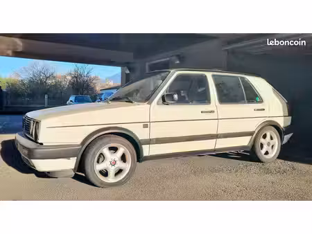 Volkswagen Golf GTI