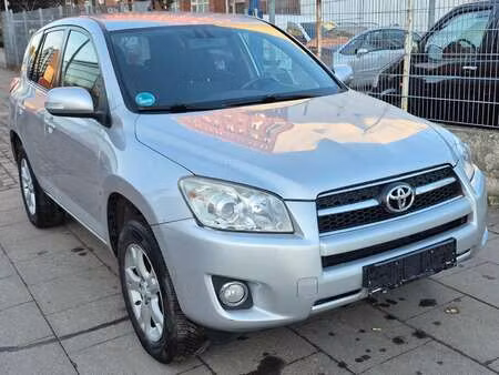 Toyota RAV4 2.0 158