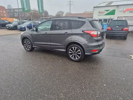 Ford Kuga 1.5 150 ST Line