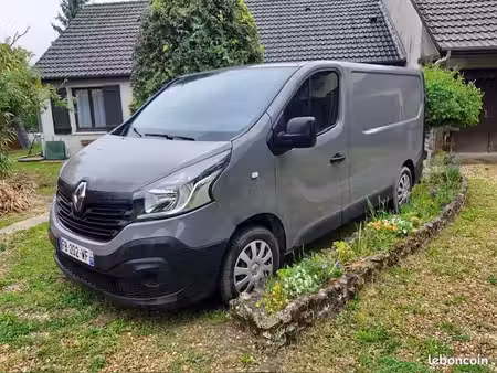 Renault Trafic dCi 120