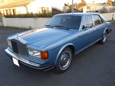 Rolls-Royce Silver Spirit