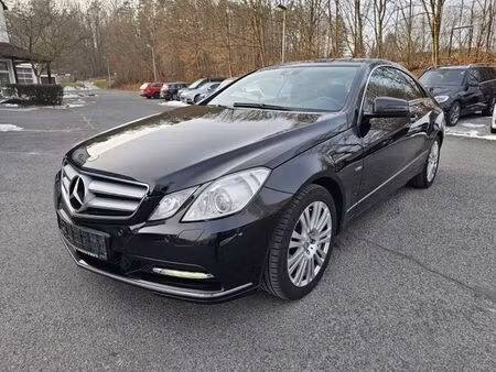 Mercedes-Benz Classe E E 200 Avantgarde