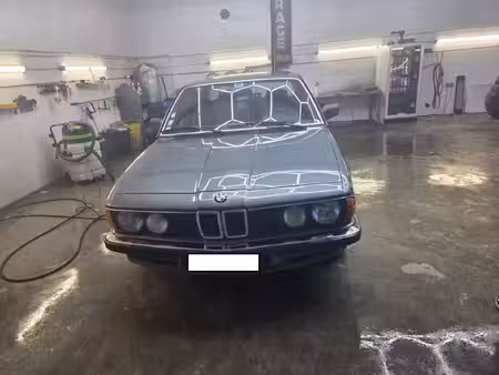 BMW Série 7 728i