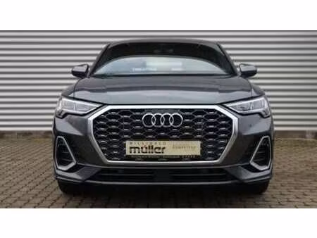 Audi Q3 2.0 150 S line