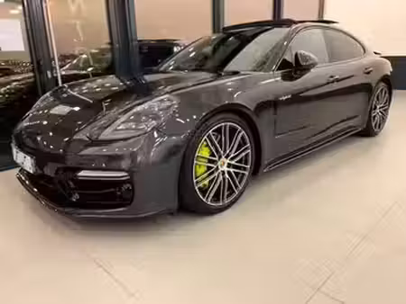Porsche Panamera 4 330 Executive 4x4