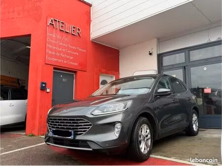 Ford Kuga 1.5 120 Titanium