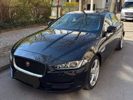 Jaguar XE D165 2.0 163 Prestige