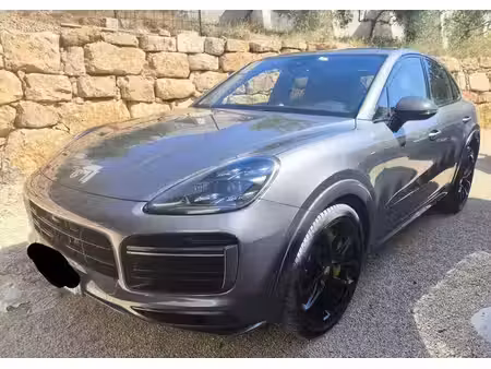 Porsche Cayenne V8 4.0 680 4x4
