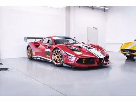 Ferrari 488 GTB 3.9 T 670