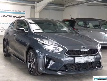 Kia Ceed 1.6 CRDi 136 GT Line