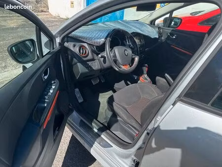 Renault Clio RS 1.6 T 200