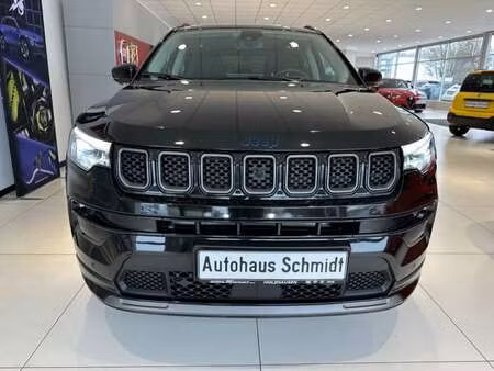Jeep Compass 4XE 1.3 240 Summit 4x4