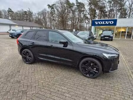 Volvo XC60 T6 2.0 253 Black Edition 4x4
