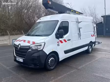 Renault Master 2.3 dCi 145