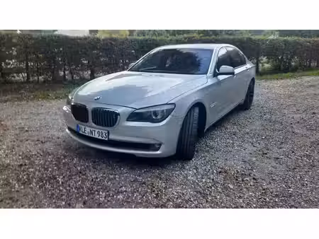 BMW Série 7 760i V12 6.0 544