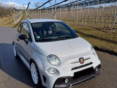 Abarth 595 1.4 180 Competizione