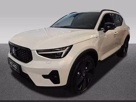 Volvo XC40 B3 2.0 163 Black Edition