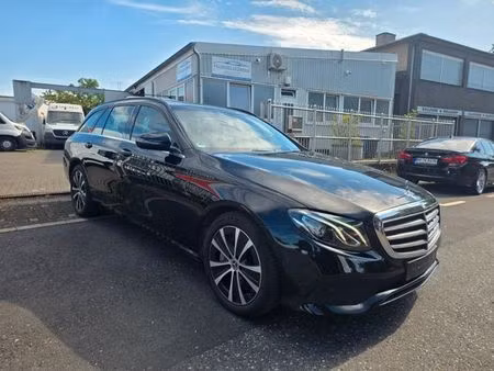 Mercedes-Benz Classe E E 300 2.0 211 Elegance