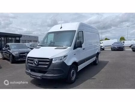 Mercedes-Benz Sprinter 136