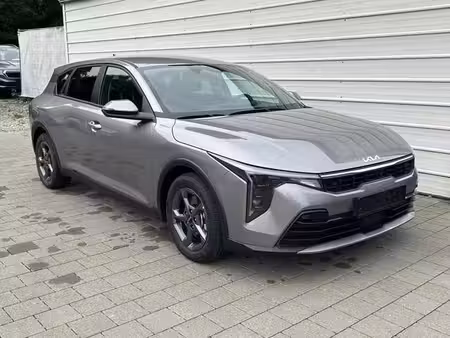 Kia K4 