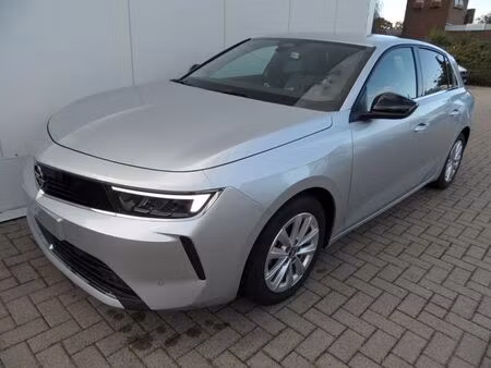 Opel Astra 1.2 131 Elegance