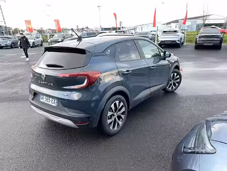 Renault Captur E-Tech 1.6 145 Evolution