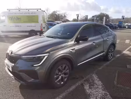 Renault Arkana E-Tech 1.6 145 Techno