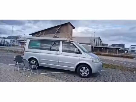 Volkswagen Transporter T5 California 2.5 TDI 174 Confortline