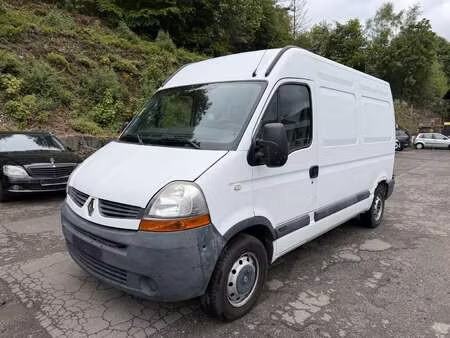 Renault Master 2.5 dCi 120