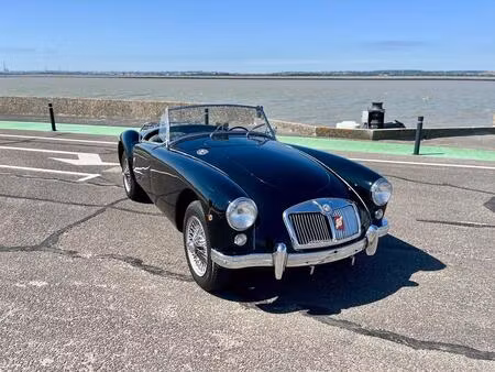 MG MGA 