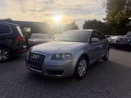Audi A3 1.6 102 Attraction