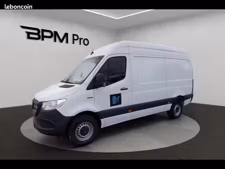 Mercedes-Benz Sprinter 136