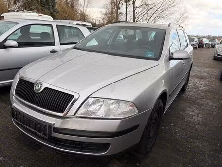 Škoda Octavia 1.6 102 Ambiente