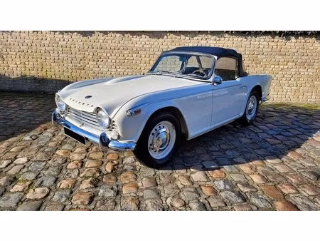 Triumph TR4 