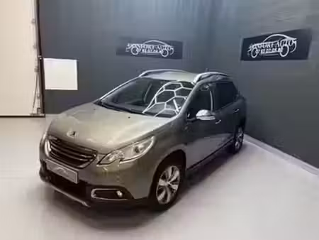 Peugeot 2008 1.2 VTi 82 Style