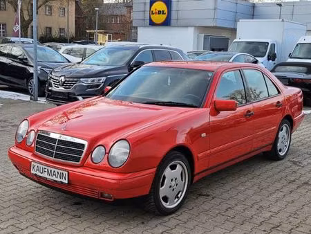 Mercedes-Benz Classe E E 230