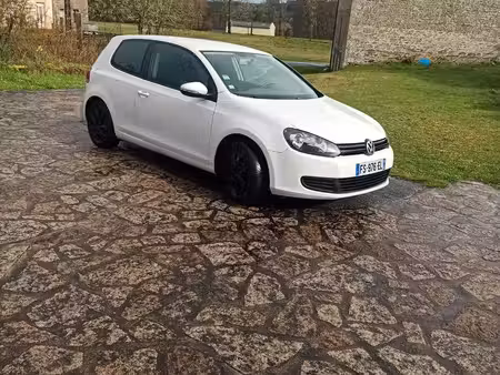 Volkswagen Golf 1.4 80