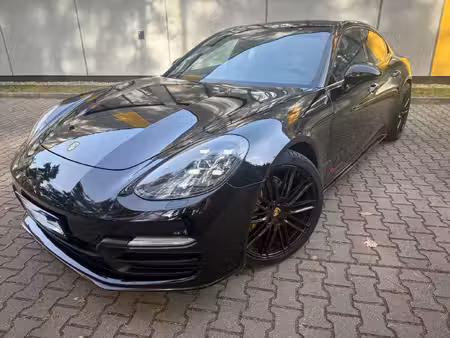 Porsche Panamera V6 3.0 330