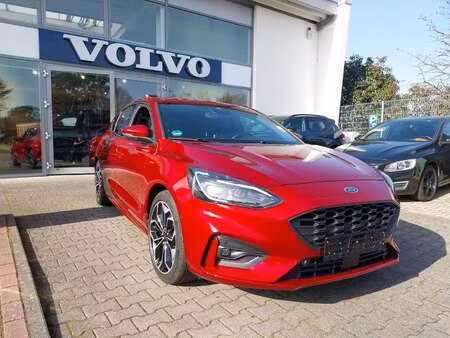 Ford Focus 1.5 182 ST Line