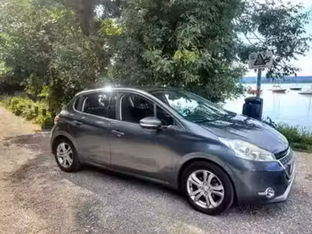 Peugeot 208 1.2 PureTech 82 Allure